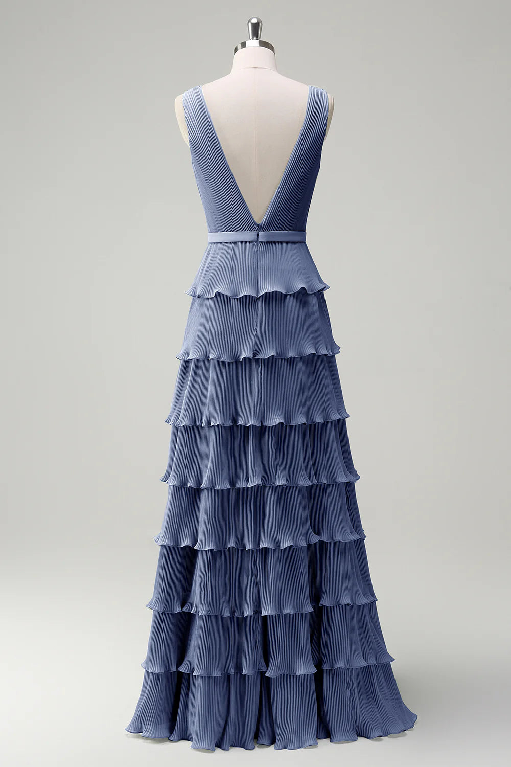 A-line V-neck pleated layered backless floor length skirt with slit