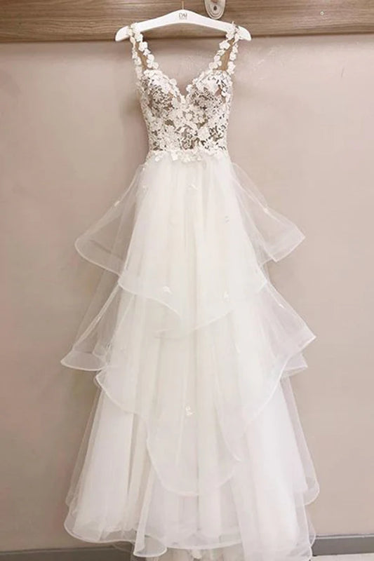 Enchanting chiffon applique V-neck lace wedding dress