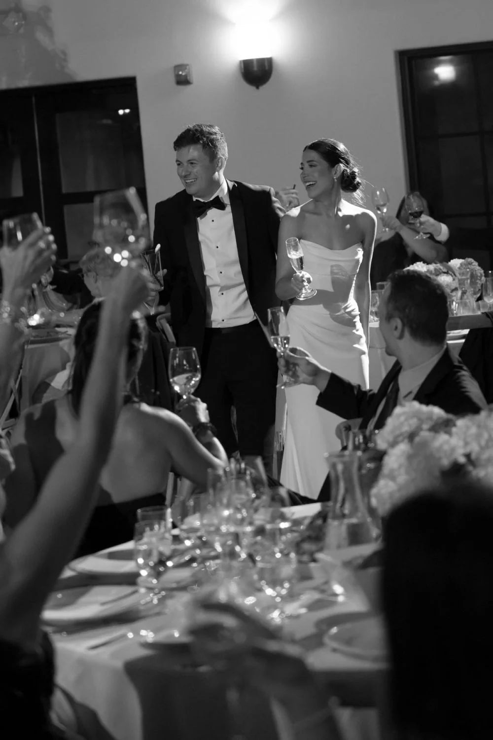 Classic Mermaid Strapless White Corset Wedding Party Dress