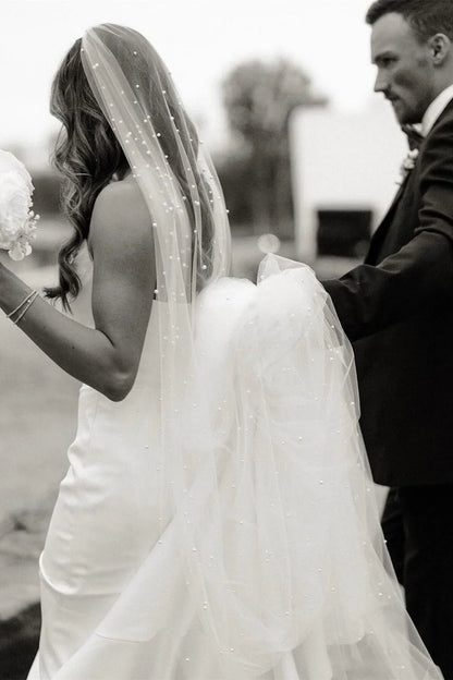Elegant Mermaid Strapless White Long Wedding Dress with Button Up