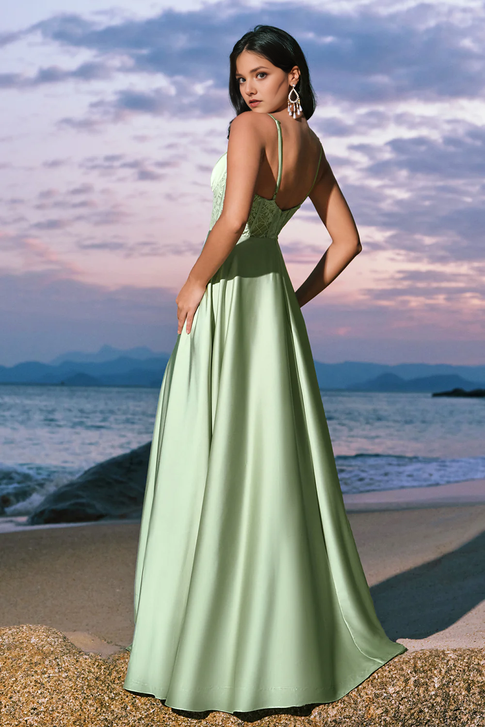 Elegant A-line satin thin shoulder strap tight corset long bridesmaid dress with slit