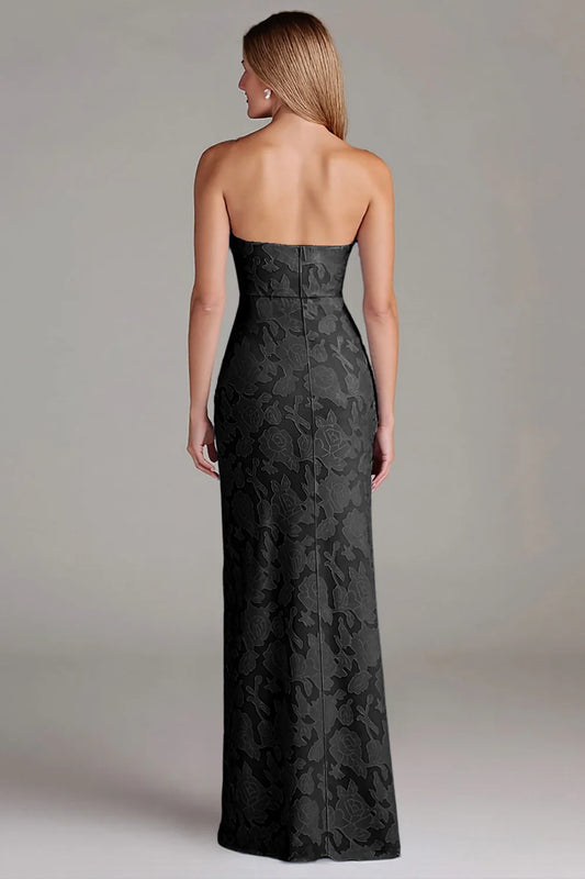 Strapless sleeveless waist cinching long dress bridesmaid dress