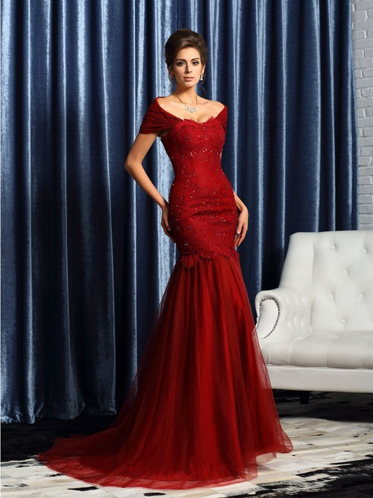 Mermaid Satin Off-the-Shoulder Short Sleeves Sweep/Brush Train With Beading Mother of the Bride Dresses
