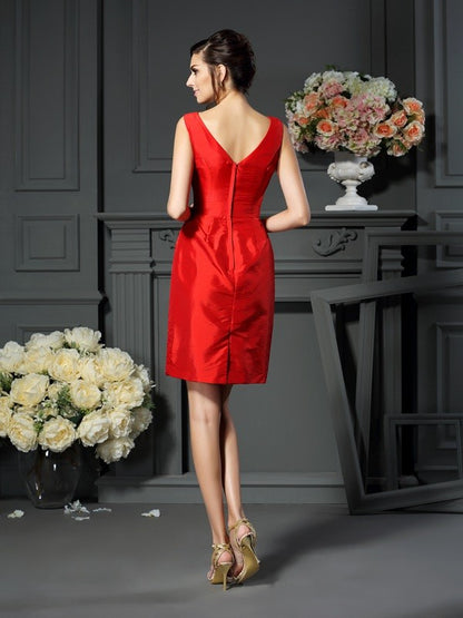 A-Line Taffeta V-neck Sleeveless Short/Mini With Pleats Mother of the Bride Dresses