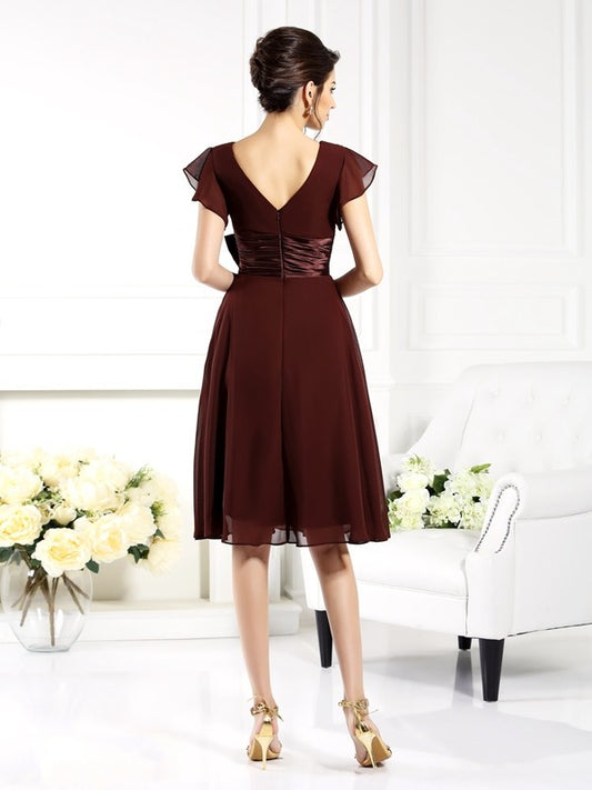 A-Line Chiffon V-neck Short Sleeves Knee-Length With Bowknot Mother of the Bride Dresses
