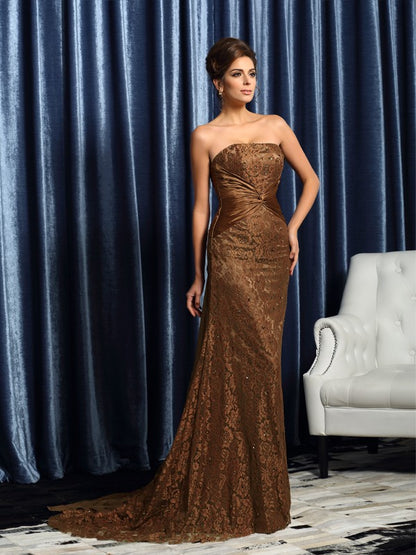 Imitation satin strapless sleeveless lace bridal gown