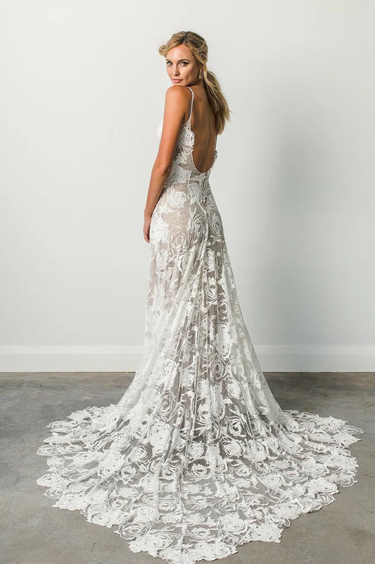 Elegant thin shoulder strap backless long style simple lace beach wedding dress