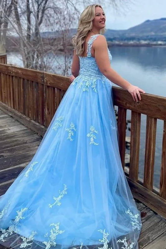 A-Line Straps V-Neck Appliques Empire-Waist Tulle Prom Dress with Train