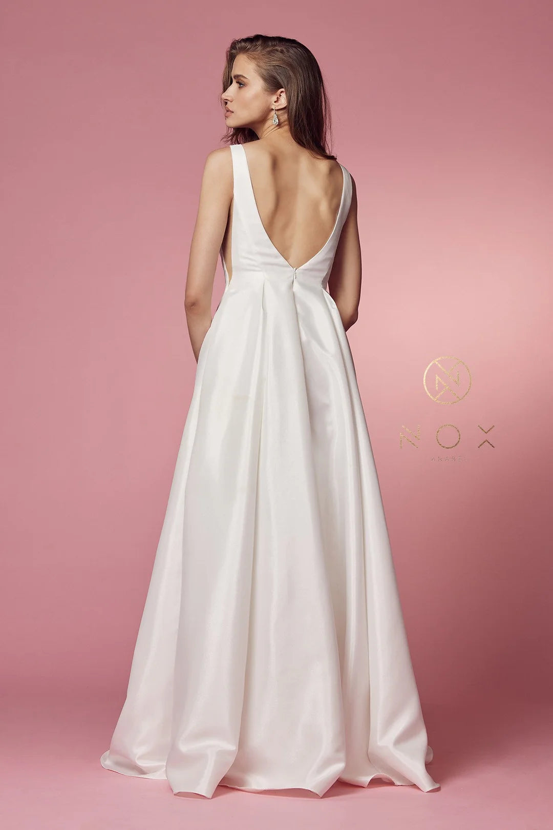 A-line white V-neck sleeveless and floor length skirt