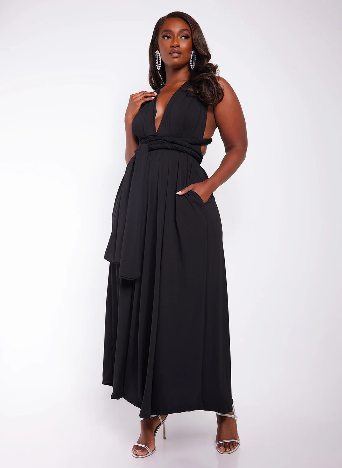Black Halter V-Neck Crisscross Back Pocket Maxi Evening Dresses