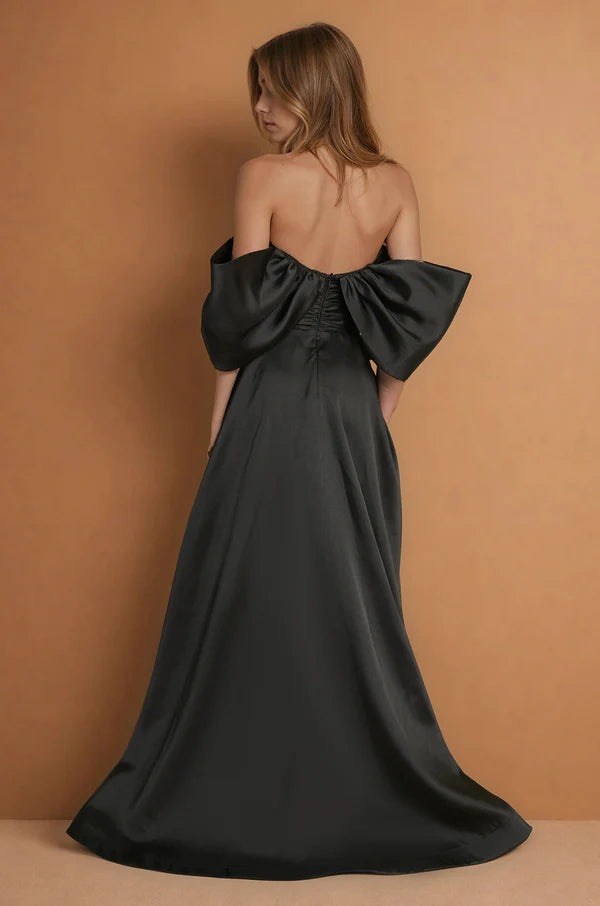 Black Satin Off-Shoulder Puff Sleeve A-Line Train Maxi Evening Dresses