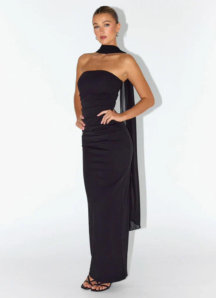Black Strapless Halter Neck Ruched Maxi Evening Prom Dress For Elegant Formal Evening Events