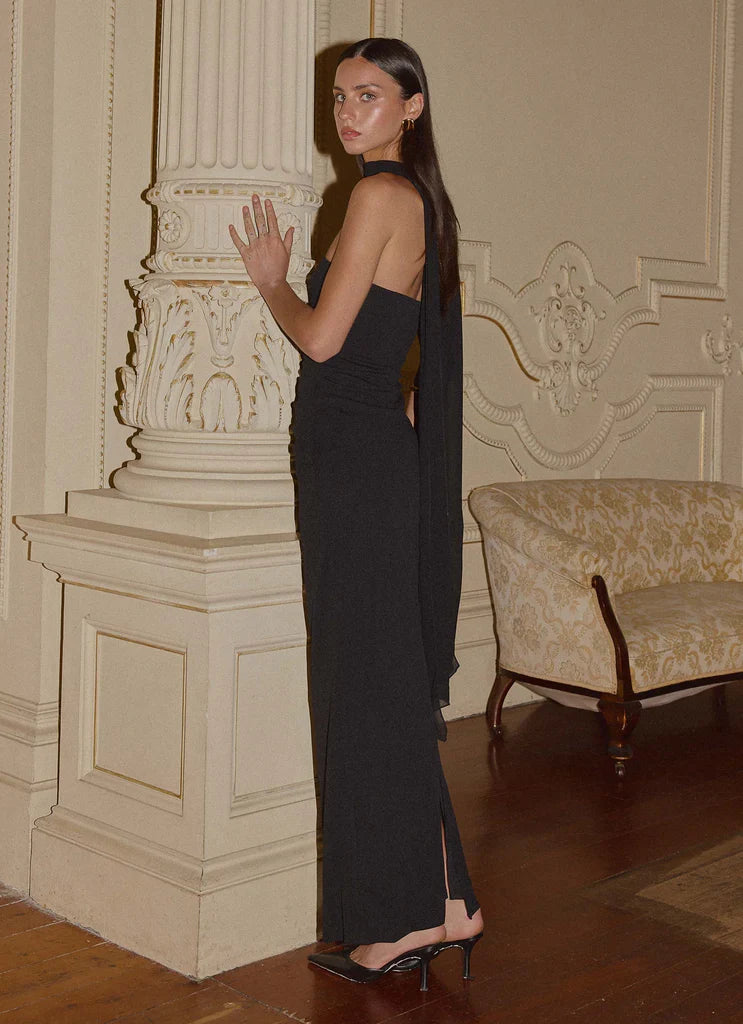 Black Strapless Halter Neck Ruched Maxi Evening Prom Dress For Elegant Formal Evening Events