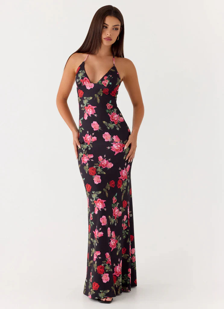 Black Strapless Ruched Waist Flowy Maxi Prom Dress For Elegant Formal Events
