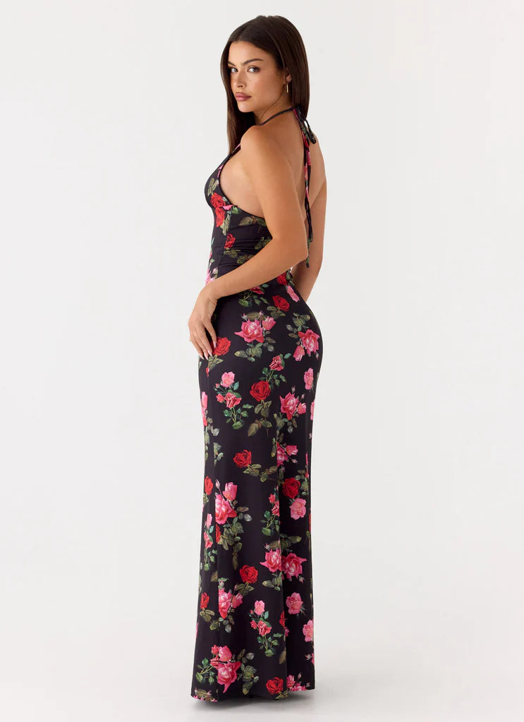 Black Strapless Ruched Waist Flowy Maxi Prom Dress For Elegant Formal Events