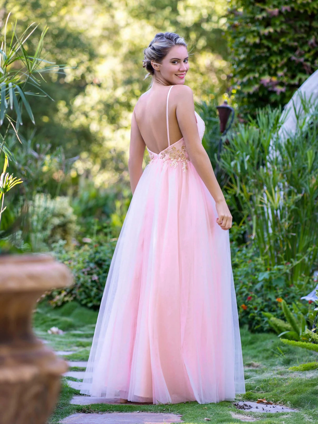 Blush Pink Spaghetti Strap Gold Floral Appliqué Deep V-Neck Open Back Tulle Maxi Evening Dresses