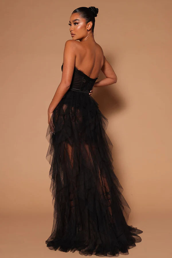 Charming Black Sheath Sweetheart Neckline Strapless Back Zip Lace Tiered Tulle High Low Prom Dresses With High Slit