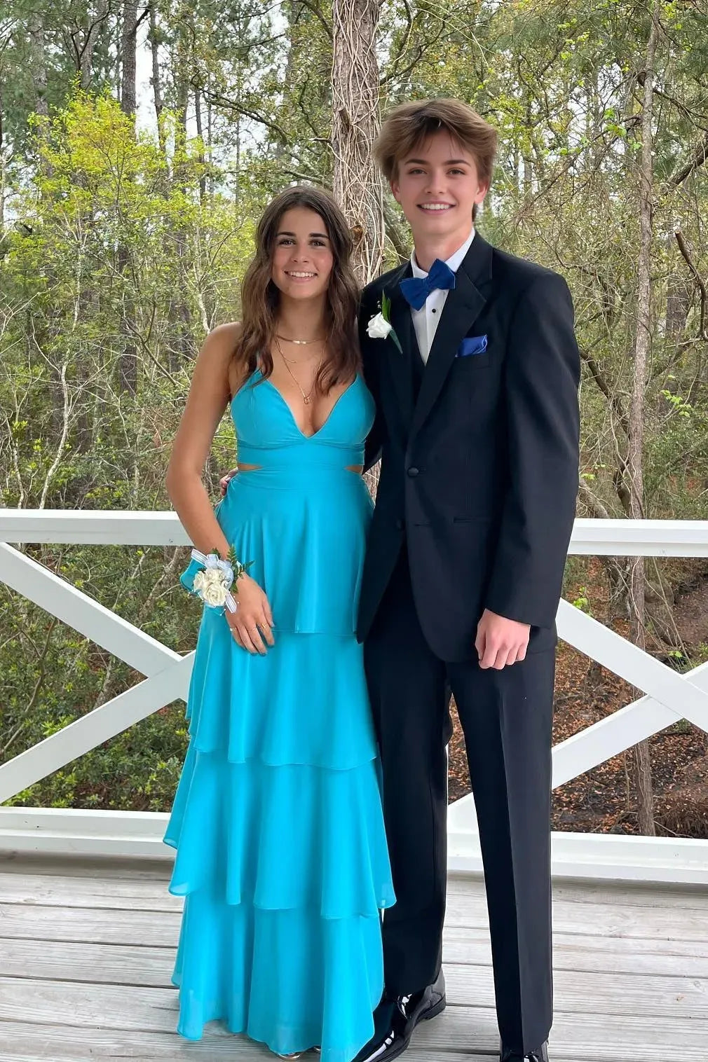 Charming Blue Chiffon A - Line V-Neck Sleeveless Ruffle Tiered Bow Back Floor length Prom Dress with Cut-out