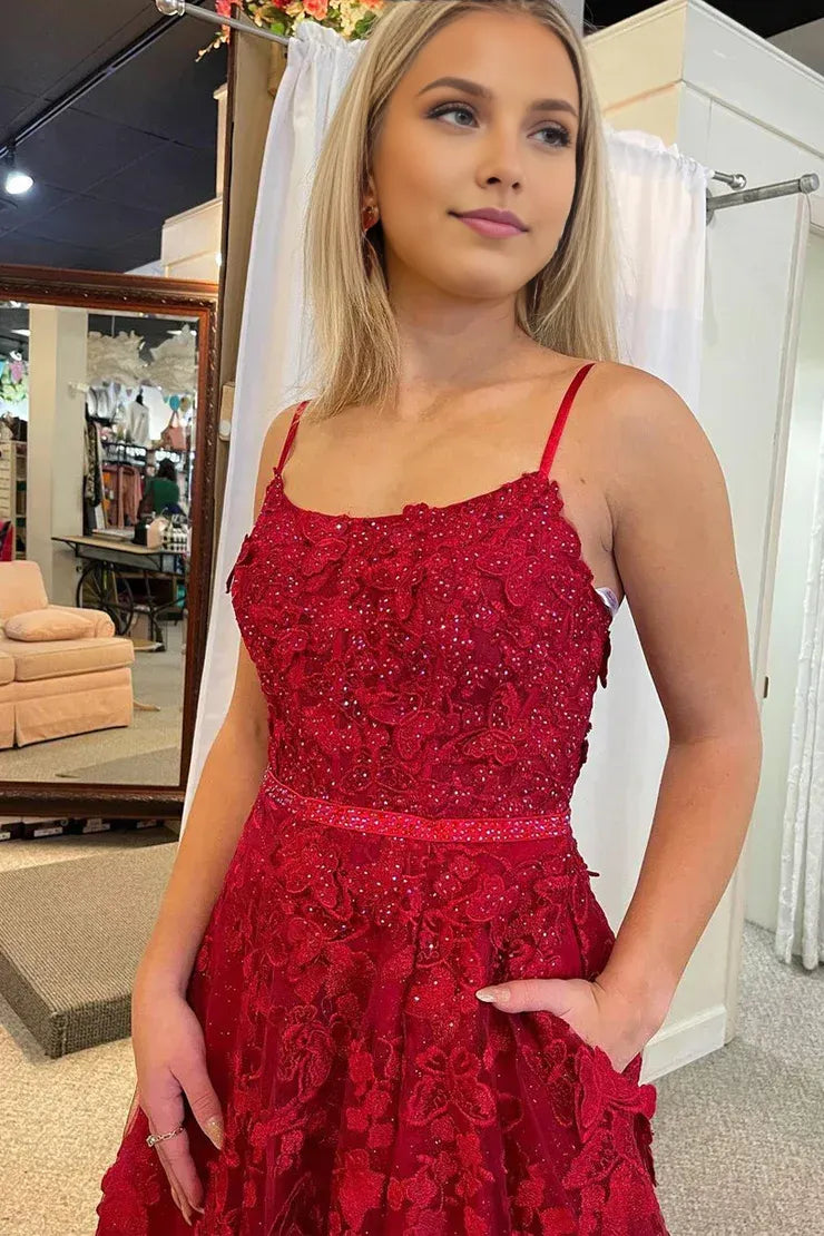 Charming Red A Line Square Neck Spaghetti Straps Lace Appliques Lace-Up-Back 3D-Floral Slit Floor-Length Prom Dresses