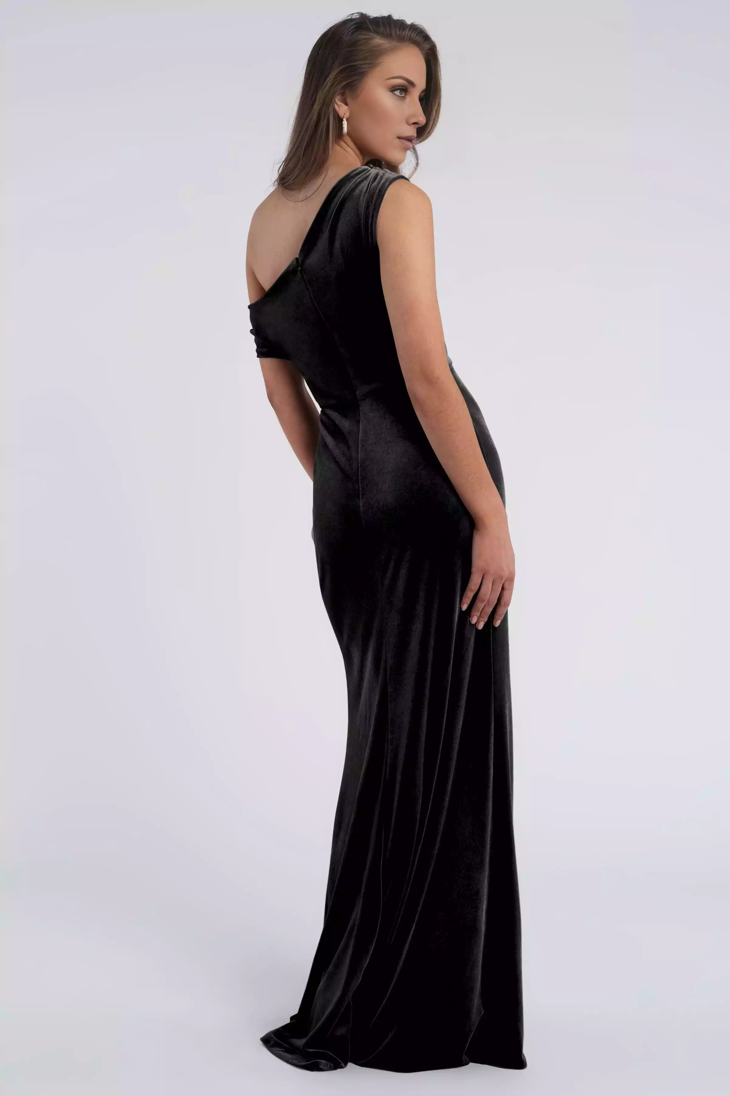 Charming Velvet Asymmetric Off Shoulder Collar Wrinkles Natural Waist Seam Low Back Tight corset Back Middle Zipper Bridesmaid Dresses