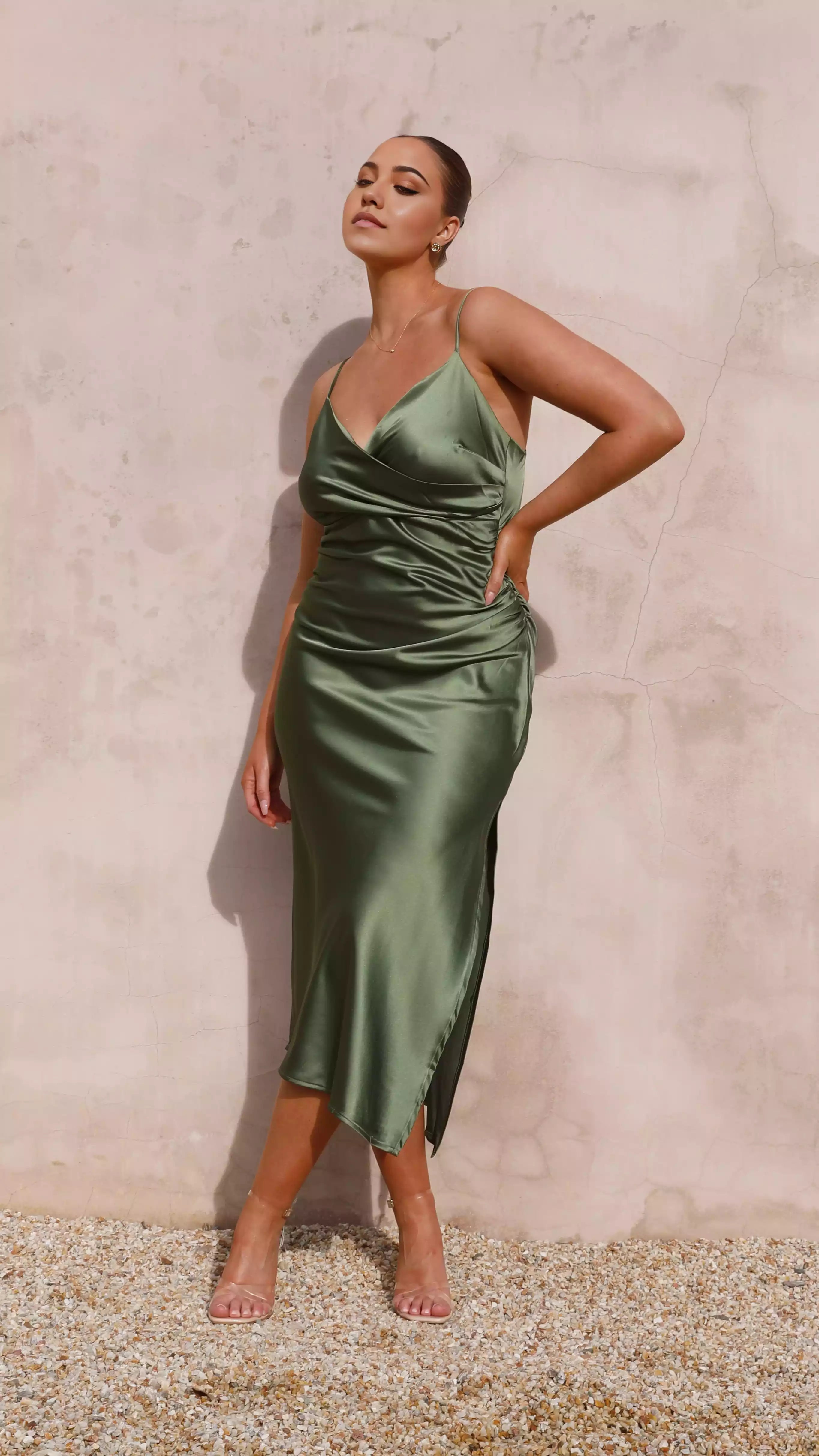 Charming slim adjustable shoulder strap, hidden zipper, cross neckline, Prom Dresses