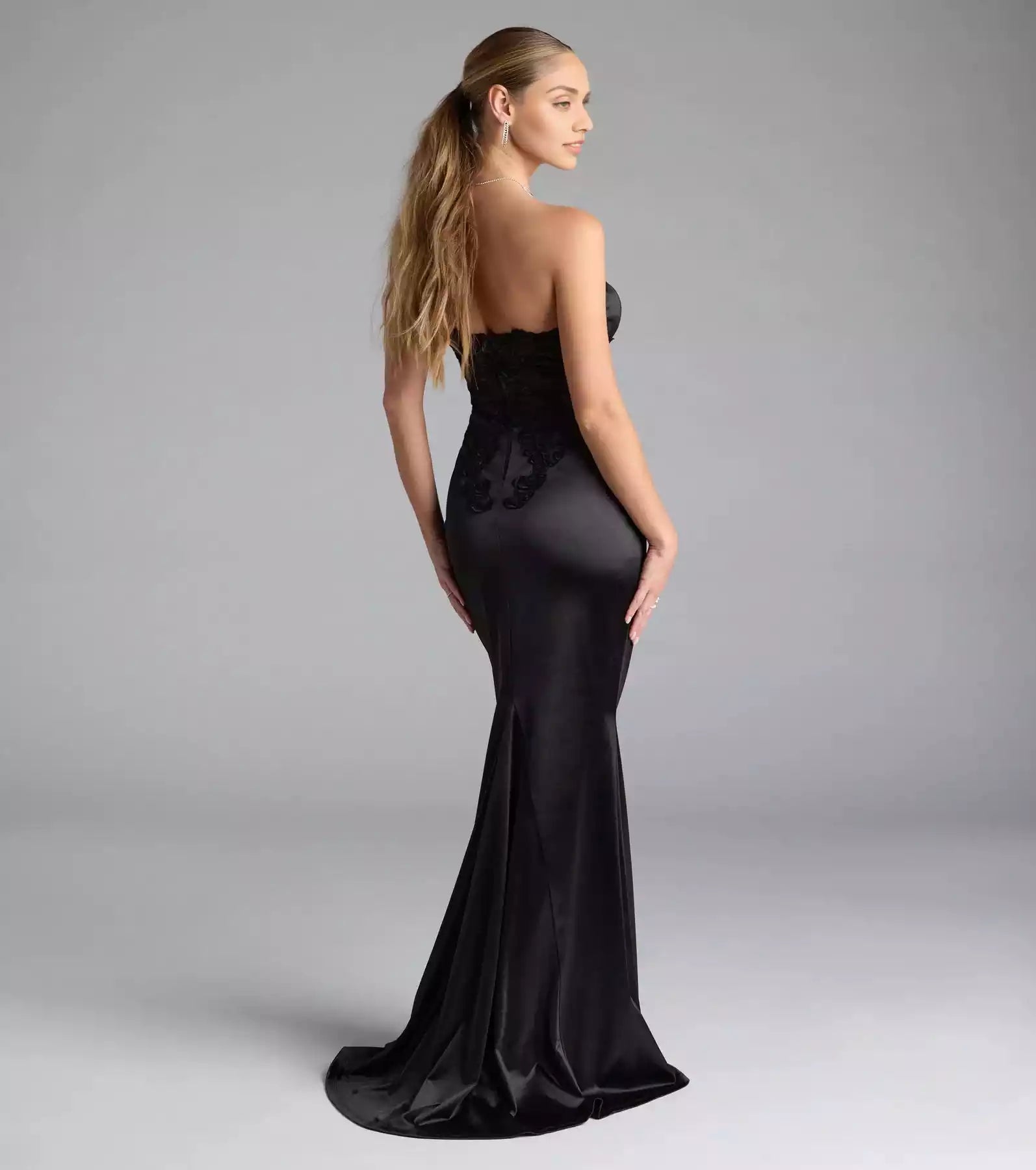 Charming stretch satin chest knit strapless heart-shaped neckline mermaid and floor Prom Dresses