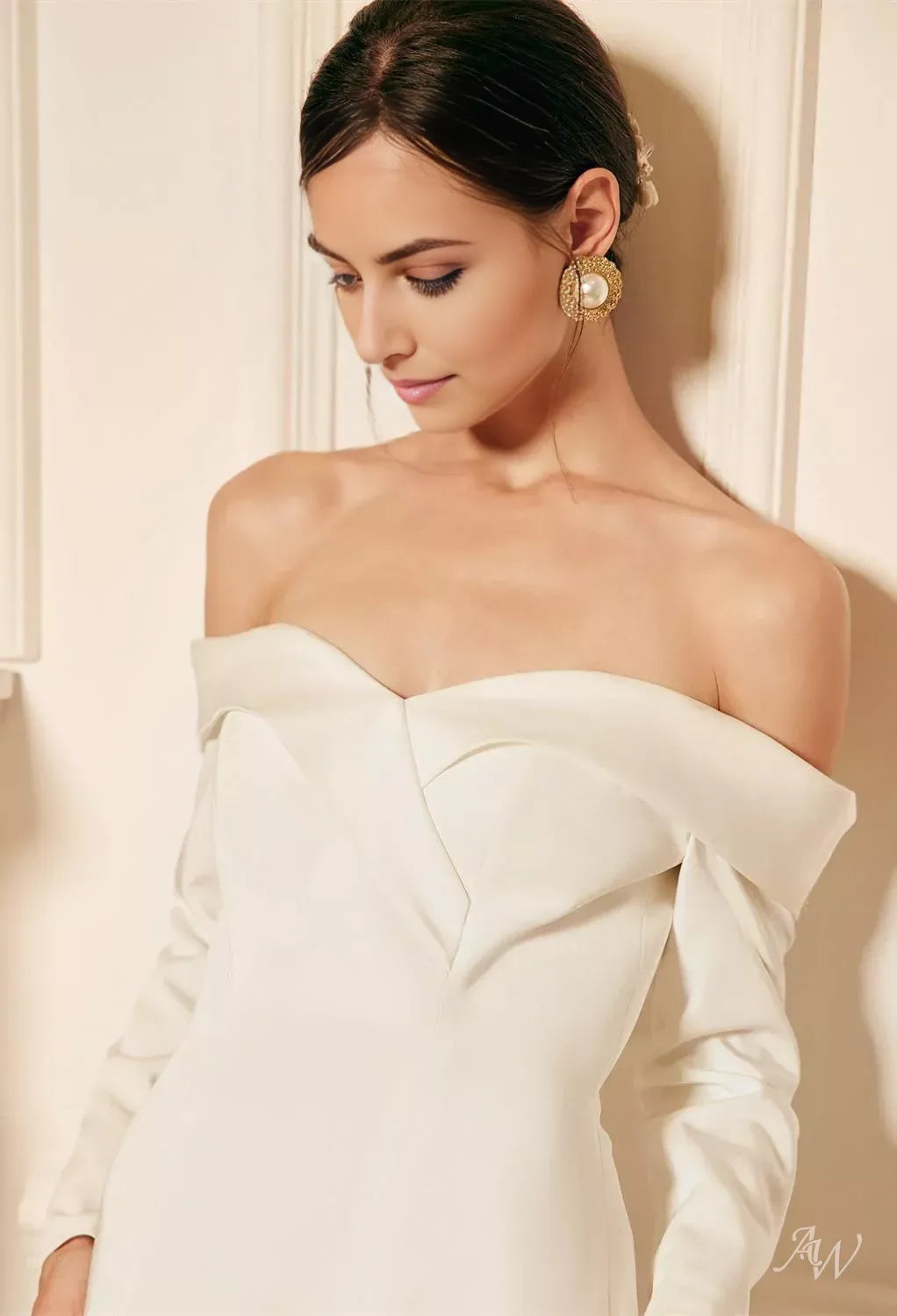 Chic Mermaid Off-the-Shoulder Long-Sleeve Zip Back Sweep/Brush Train Satin Wedding Dresses with Slit