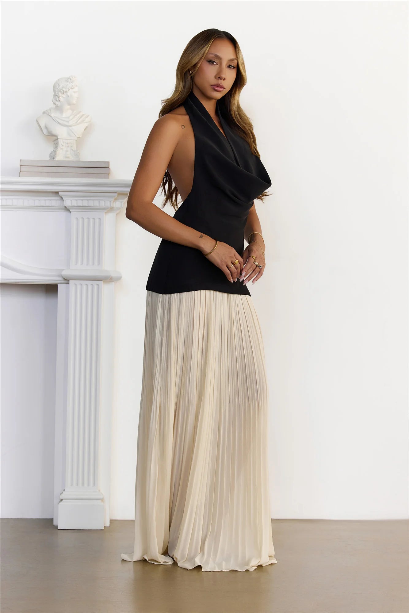 Chic Monochrome Halter Maxi Dress with Cowl Neck Bodice, Open Back Design, Pleated Chiffon Maxi Skirt and Color-Blocked Silhouette