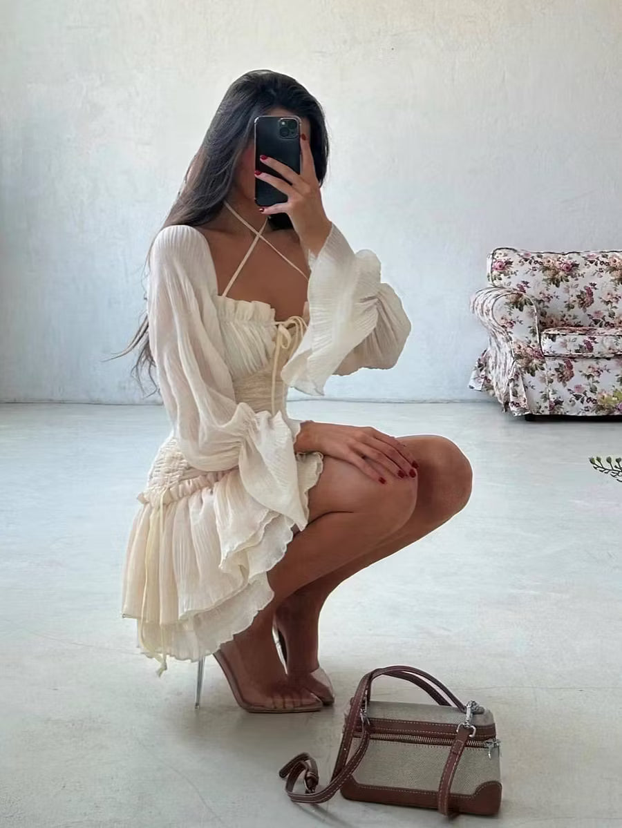 Chic A-Line Sweetheart Long Sleeve Ruched Cream Mini Homecoming Dress