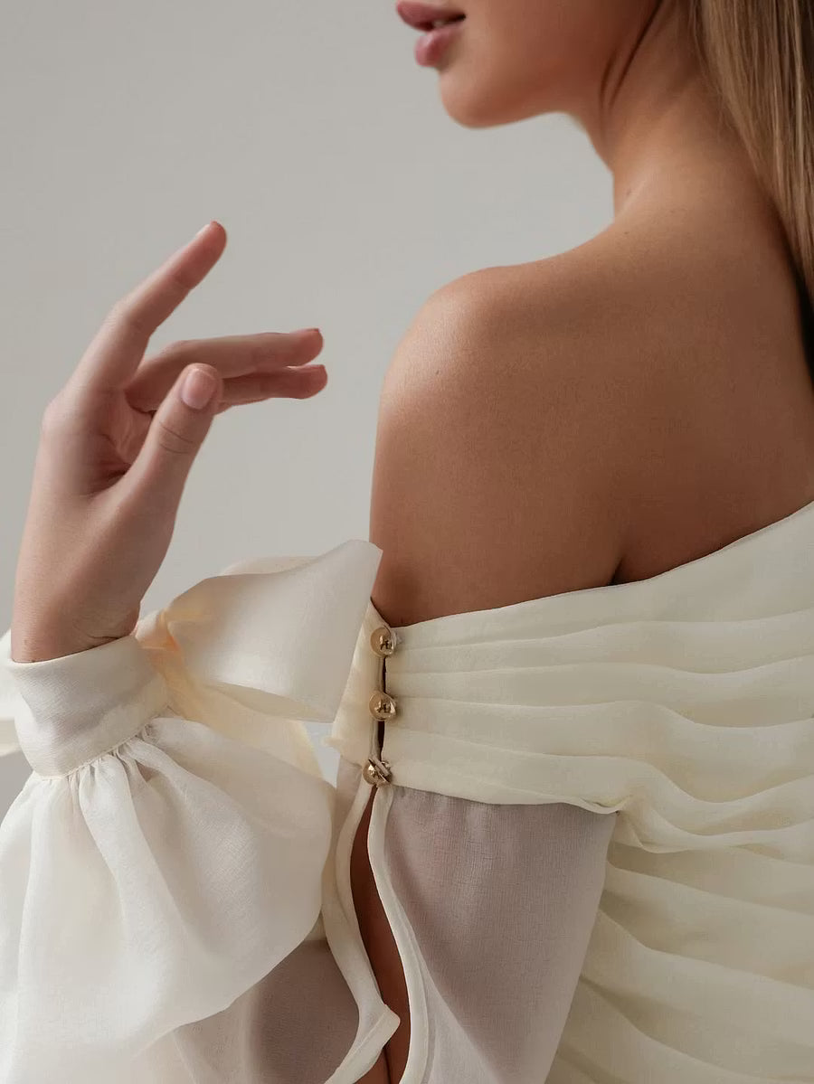 Chic One-Shoulder Long Sleeve Ruffled Ivory Mini Homecoming Dress for Women