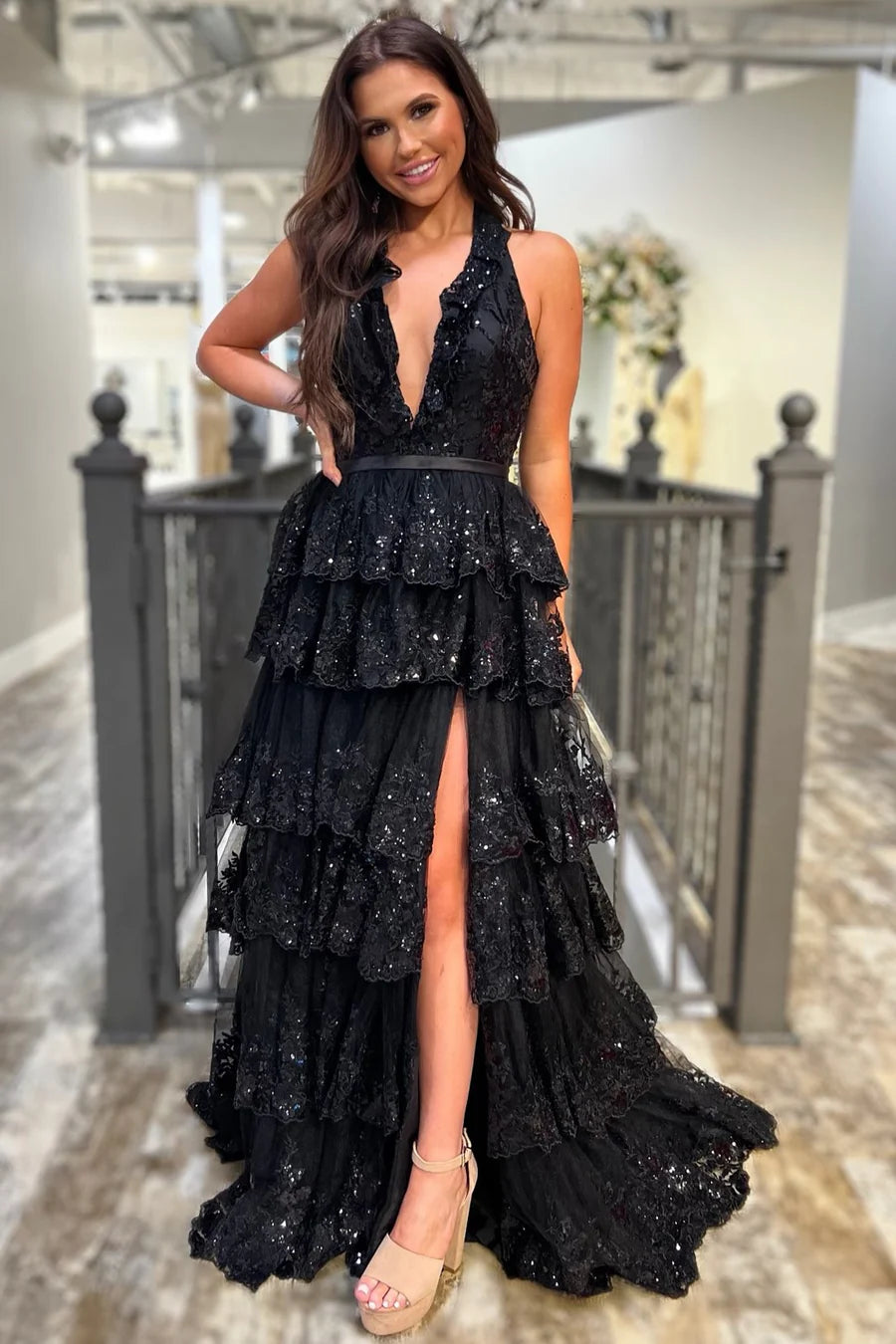 Chiffon applique camisole pleated layered long ball dress