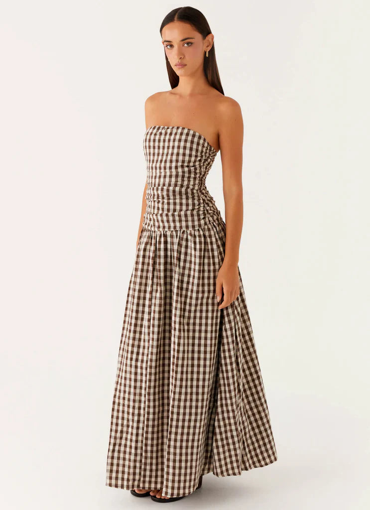 Chocolate Brown Gingham Strapless Ruched Maxi Prom Dress For Elegant Formal Evening Events