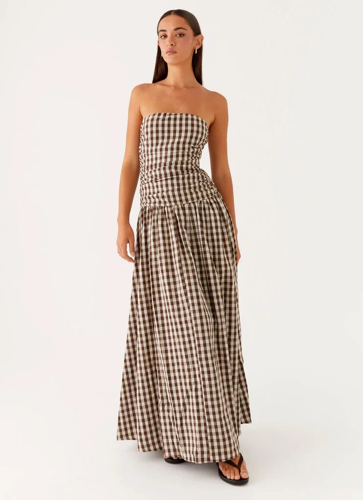 Chocolate Brown Gingham Strapless Ruched Maxi Prom Dress For Elegant Formal Evening Events