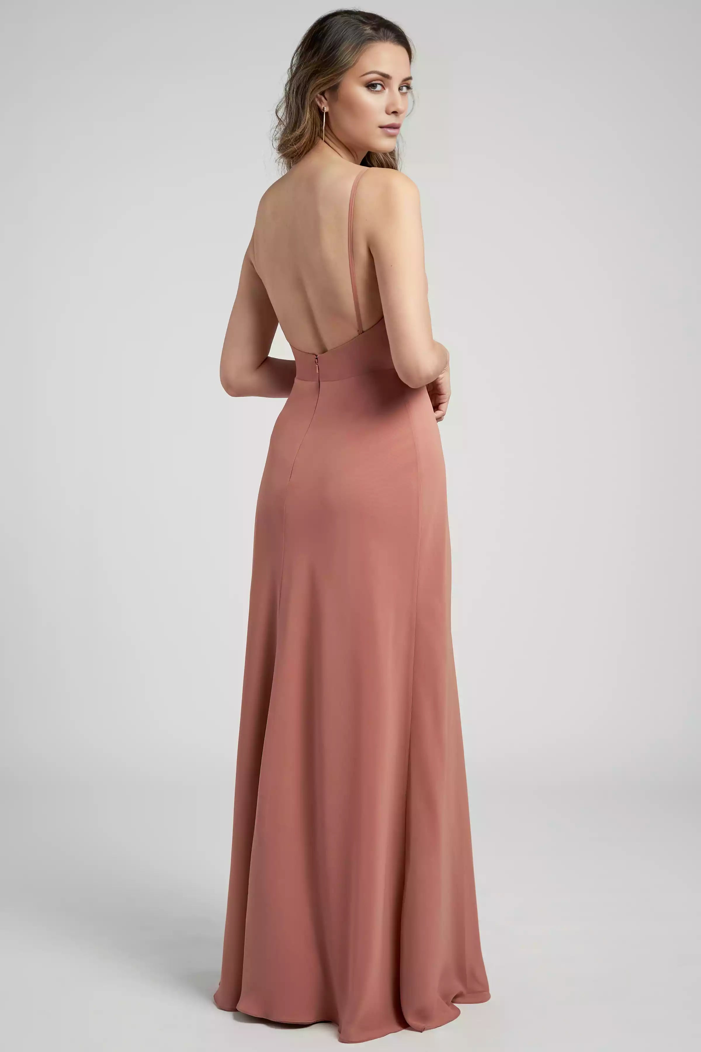 Classic chiffon round neck thin shoulder strap with a slight structural feel, slanted skirt with smooth silhouette Bridesmaid Dresses