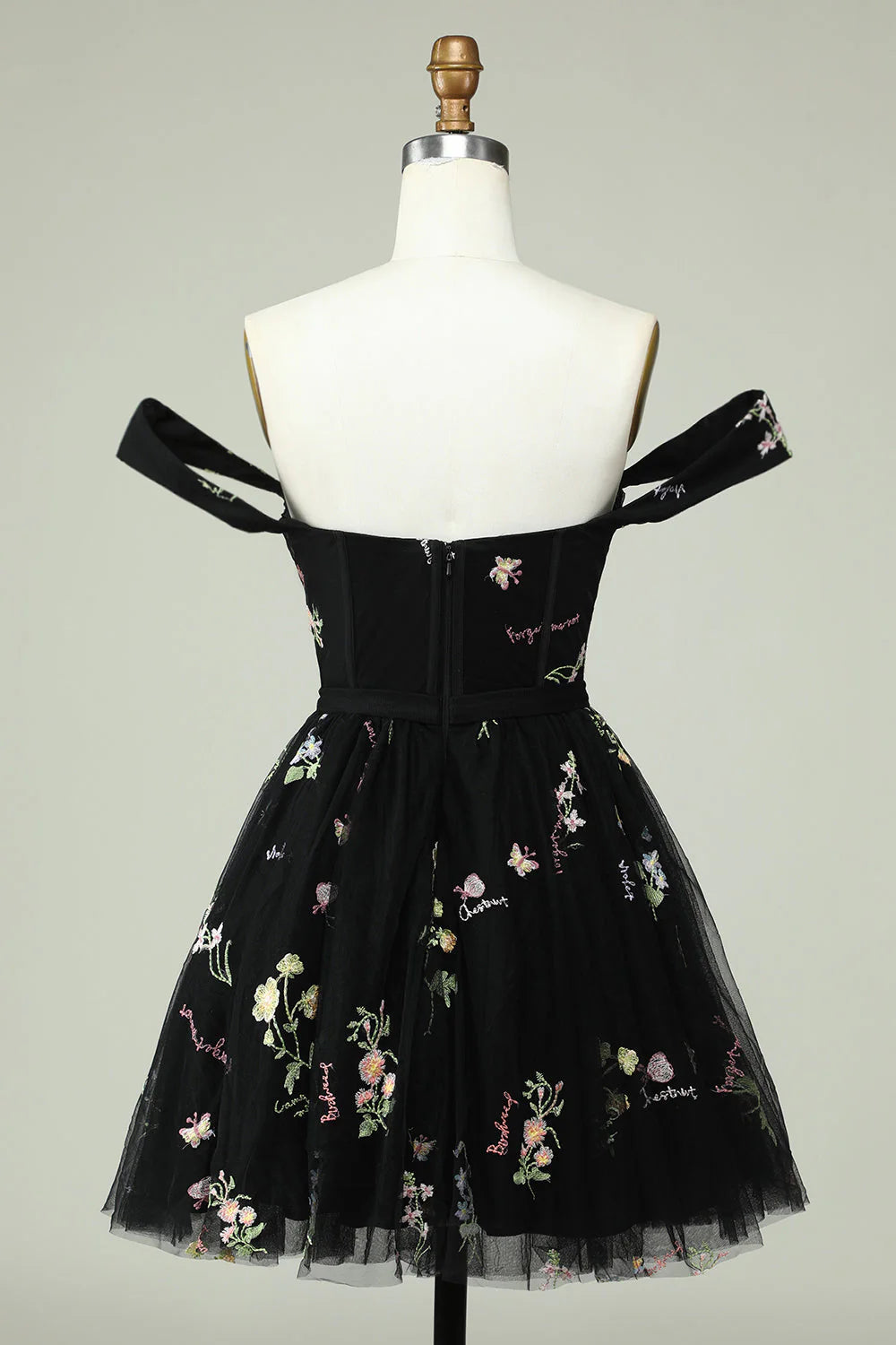 Cute A-line Sweetheart Embroidered Short Back to School Dress