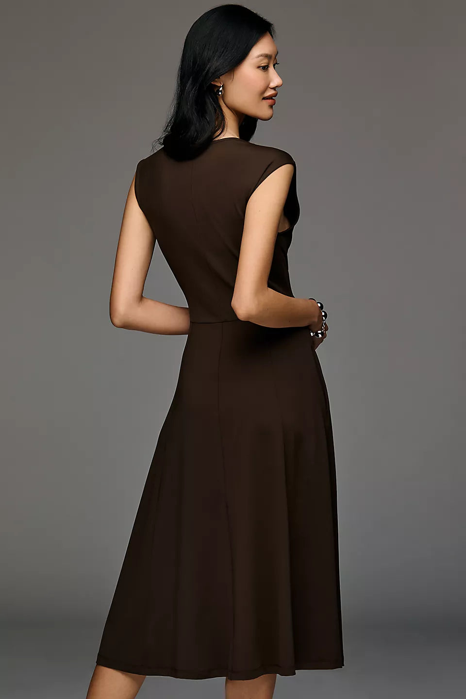 Dark Brown Sleeveless Midi Evening Dresses with Ruched Waist & Flared Skirt