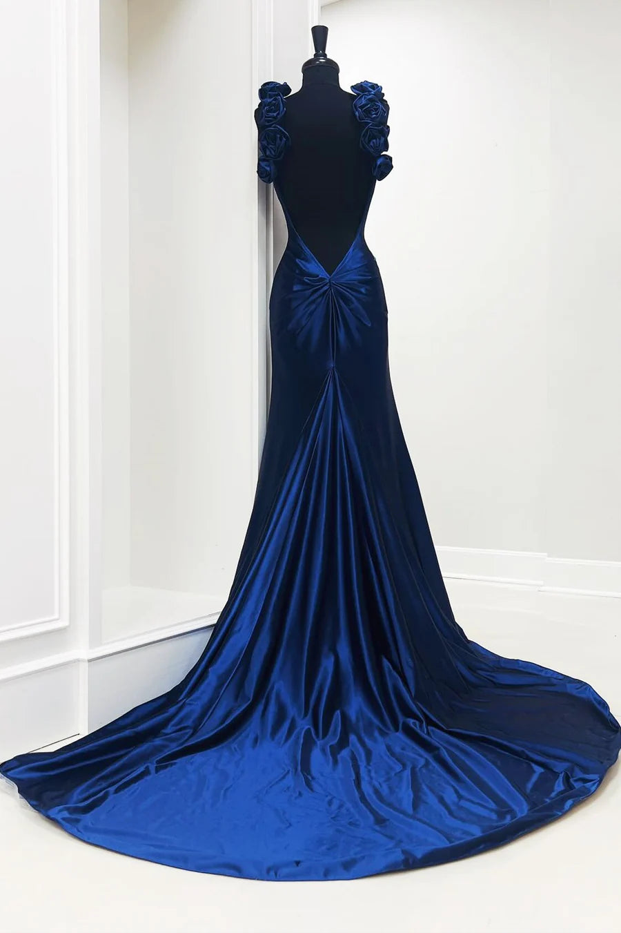 Deep V backless mermaid long dress with floral 3D design