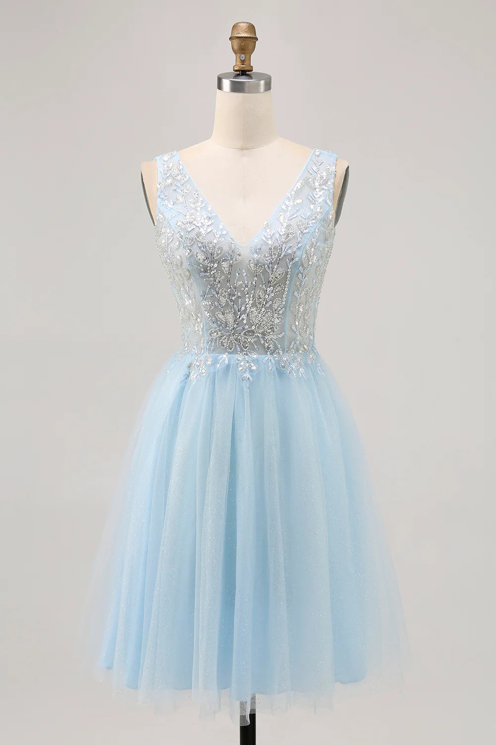 Blue A-line V-neck floral appliqued short homecoming dress.