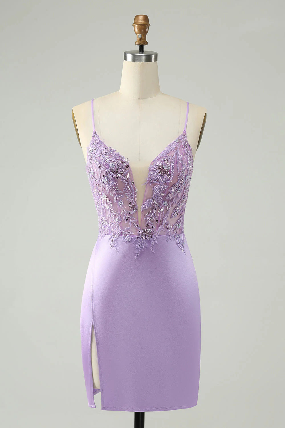 Glitter purple V-neck sequined bodycon homecoming dress with a high slit.