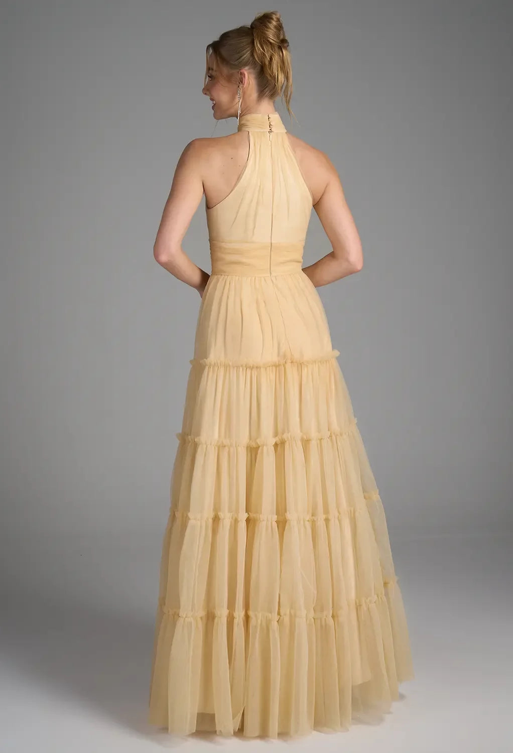 Elegant A-Line Halter Neck Sleeveless Zipper Back Floor Length Tulle Tiered Prom Dresses