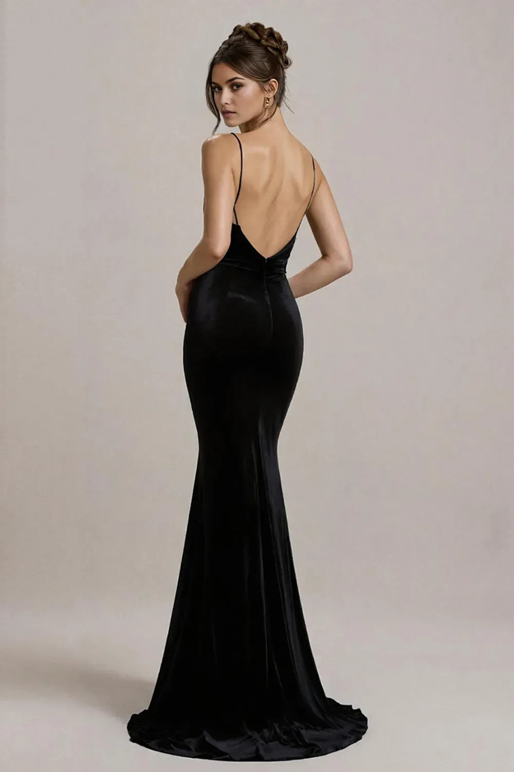 Elegant Black Mermaid V-Neck Spaghetti-Straps Backless Velvet Floor-Length Prom Dresses