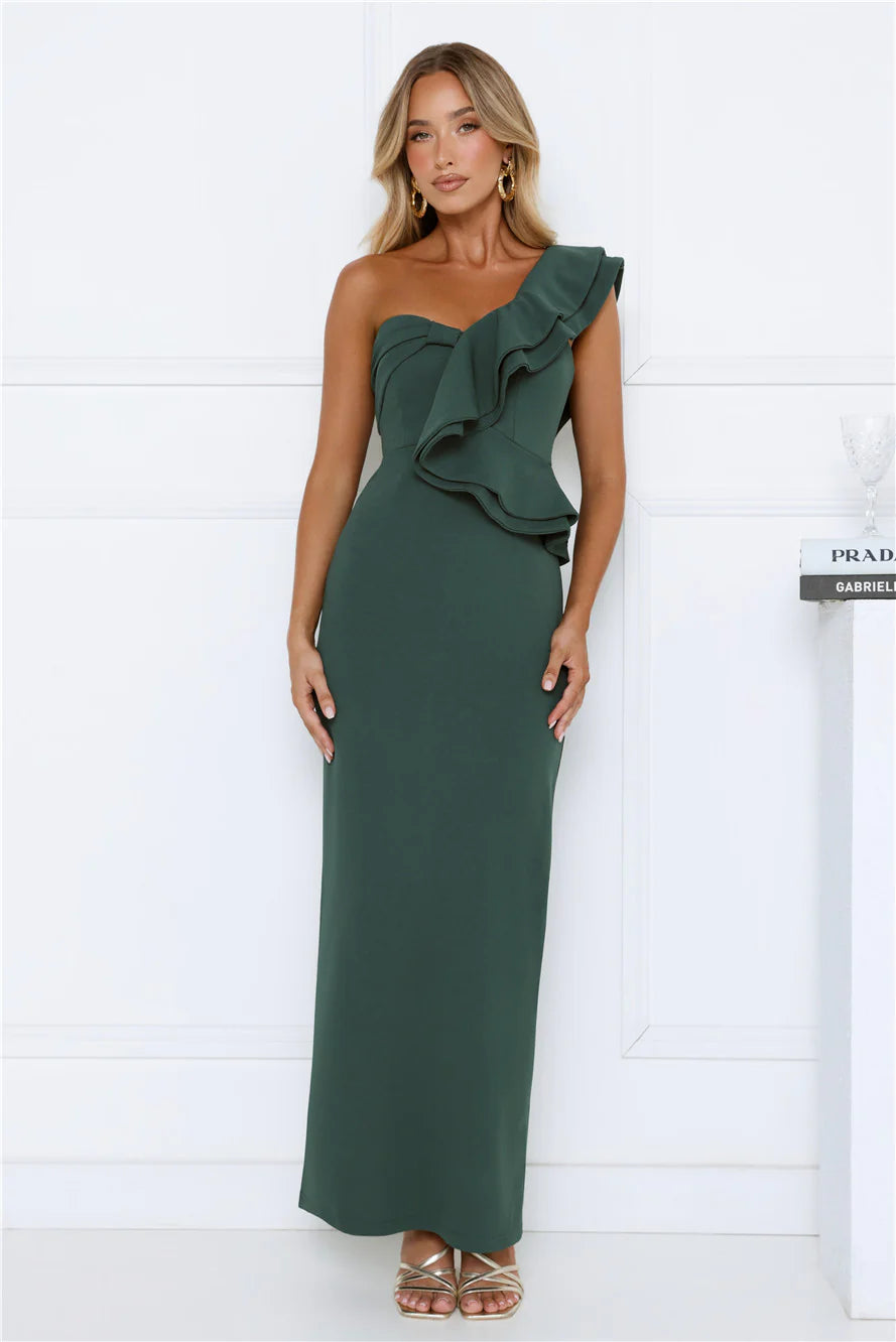 Elegant Emerald Green One-Shoulder Maxi Dress with Cascading Ruffle Detail, Form-Fitting Silhouette, Open Back Design and Back Slit