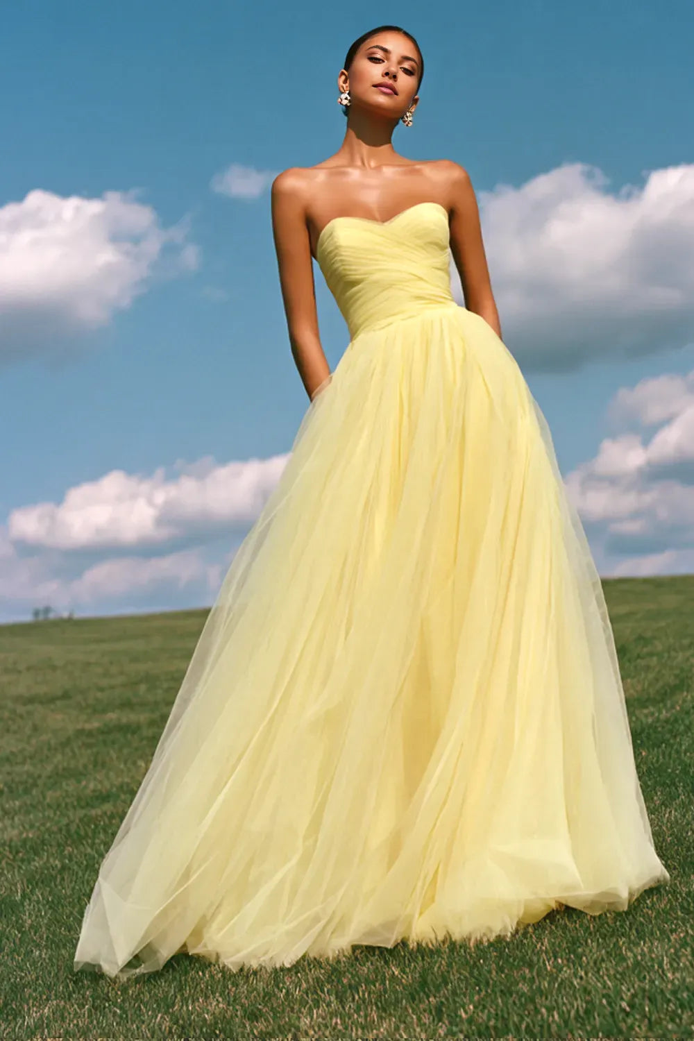 Elegant Light Yellow Ball Gown Sweetheart Neck Strapless Back Zip Ruched Bodice Tulle Floor-Length Prom Dress