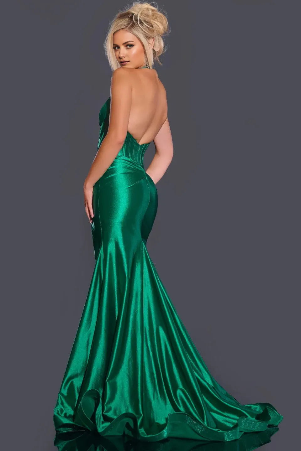 Elegant Mermaid Halter Neck Sleeveless Backless Plunge Floor-Length High Slit Satin Prom Dresses