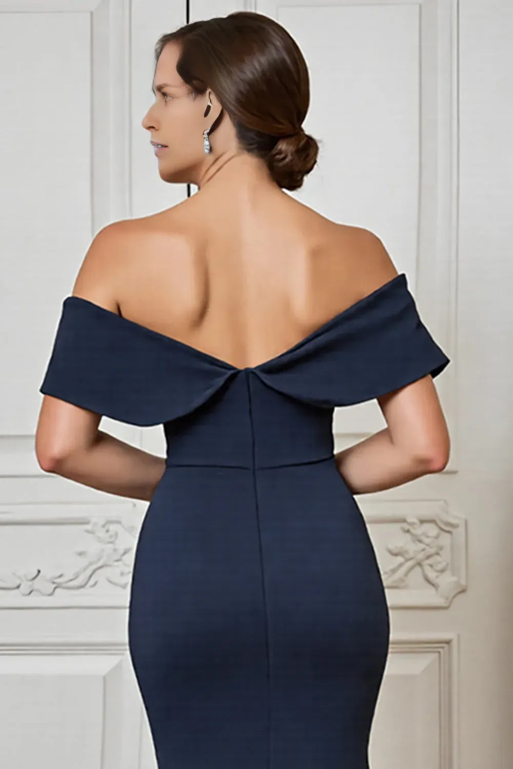 Elegant Navy Blue Satin Off-Shoulder Lace Appliqué Mermaid Mother of the Bride Dress hot sale