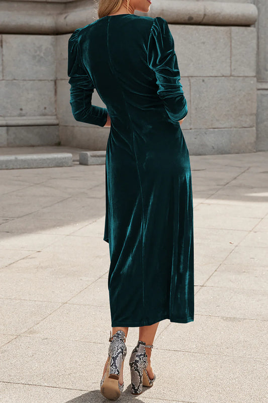 Elegant V-neck velvet long sleeved evening gown