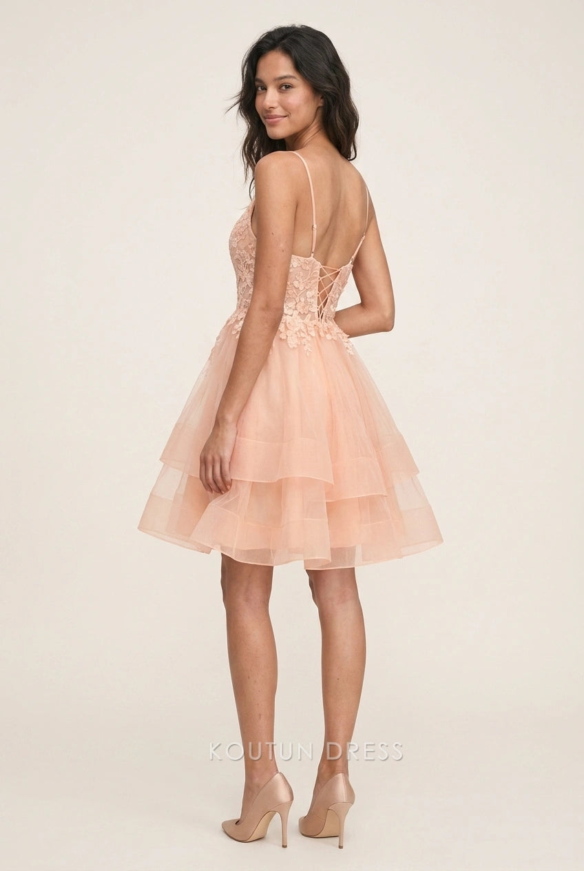 Elegant A-Line V-Neck Applique Tiered Peach Short Homecoming Dresses