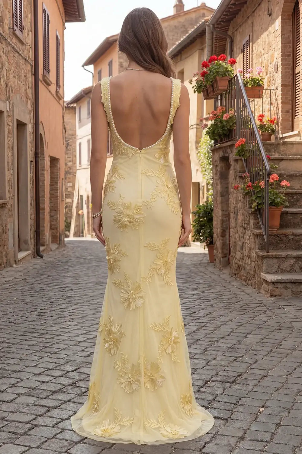 Elegant Mermaid Square Neck Sleeveless Pearl Strap Pastel Yellow Floor-Length Prom Gown