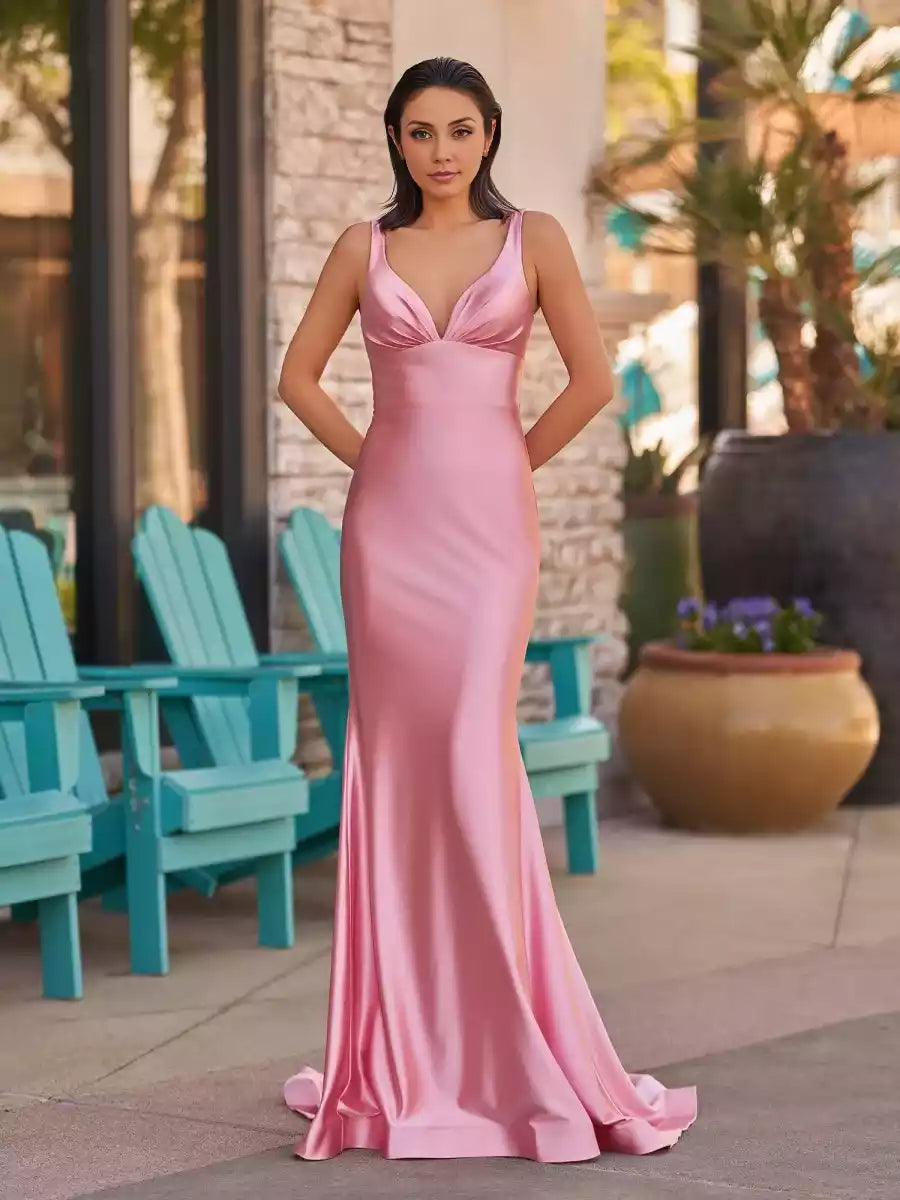 Elegant and charming mermaid long tail V-neck sleeveless zipper back sleeveless cut Prom Dresses