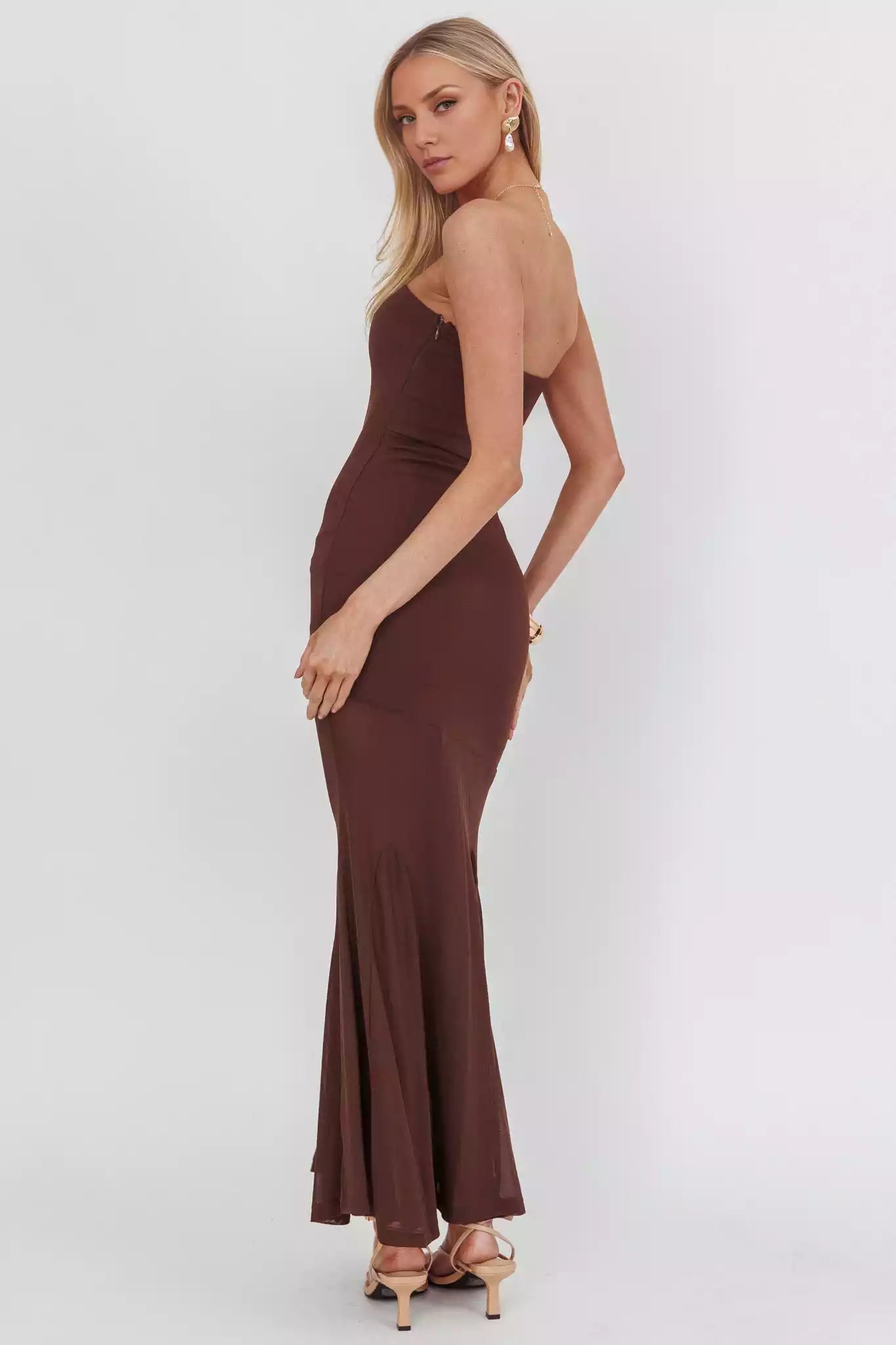 Elegant strapless lining with transparent hem and side zipper Prom Dresses